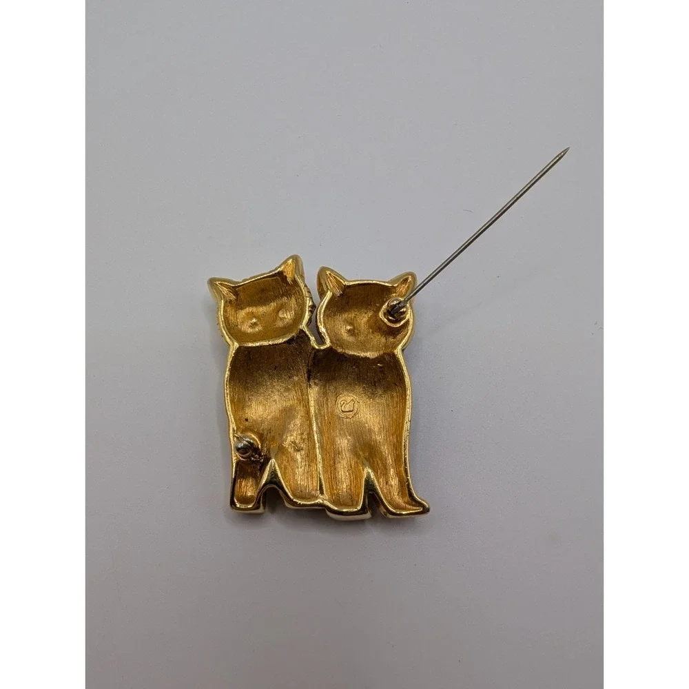 Vintage Swarovski Cat Brooch Black Enamel Gold Tone Green Crystal Eyes